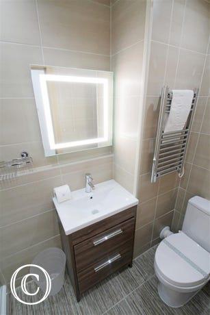 6350740-9 301bshower room.jpg