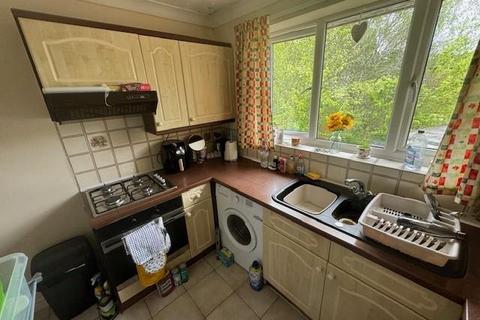 2 bedroom flat for sale, Redhoave Road, Canford Heath, Poole