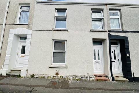 3 bedroom terraced house for sale, Pottery Place, Llanelli