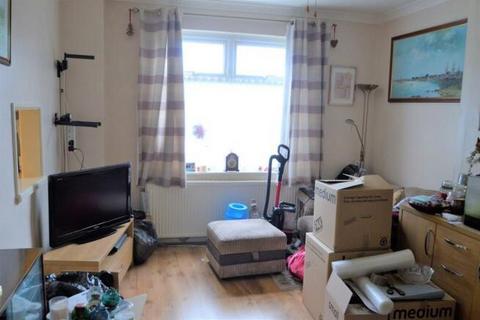 3 bedroom end of terrace house for sale, Valence Circus, Dagenham