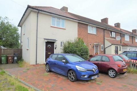 86 Valence Circus, Dagenham, RM8 3LX