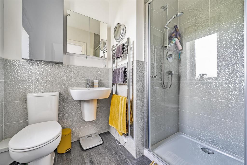 En suite shower room