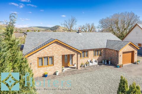 3 bedroom detached bungalow for sale, Tai Cae Mawr, Llanwrtyd Wells