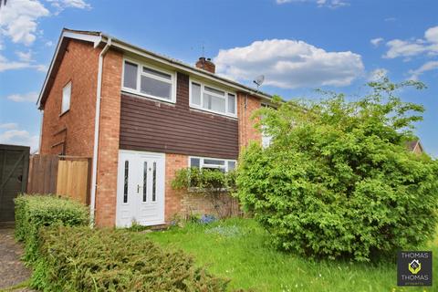 4 bedroom semi-detached house for sale, Grebe Close, Abbeydale, Gloucester
