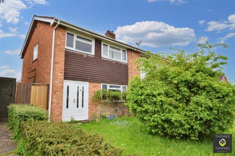15 Grebe Close, Abbeydale, Gloucester, GL4 4XL