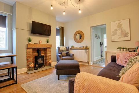 2 bedroom flat to rent, Railway Street, Hornsea