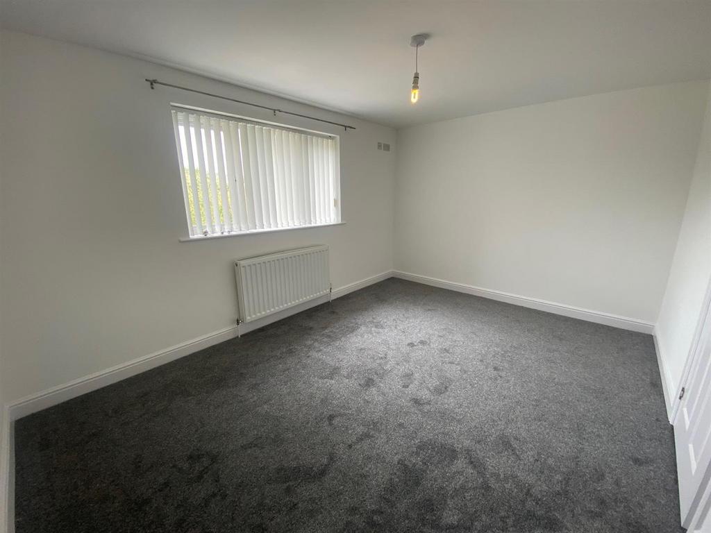 Bedroom second floor.jpg