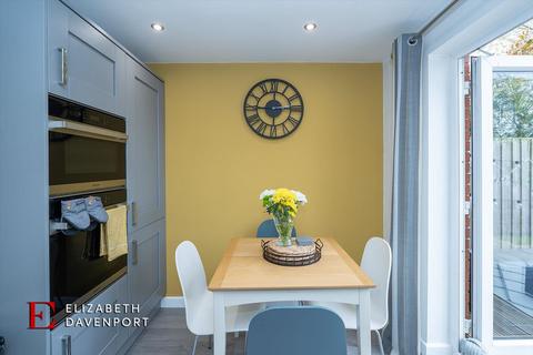15 Greensward Close, Kenilworth, CV8 2SG