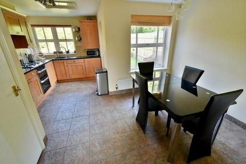 3 bedroom detached house for sale, St Cleeve Way, Ferndown, BH22