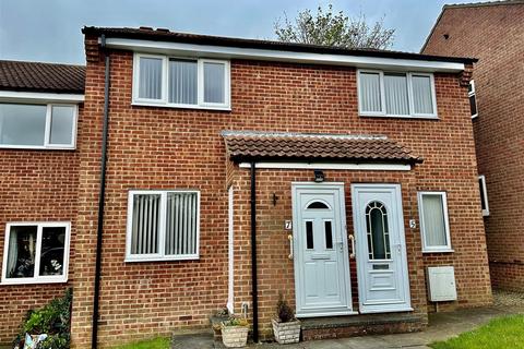 7 Caburn Close, Scarborough, YO12 5DY