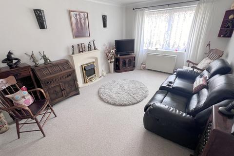 1 bedroom apartment for sale, Ringwood Road, Ferndown, BH22