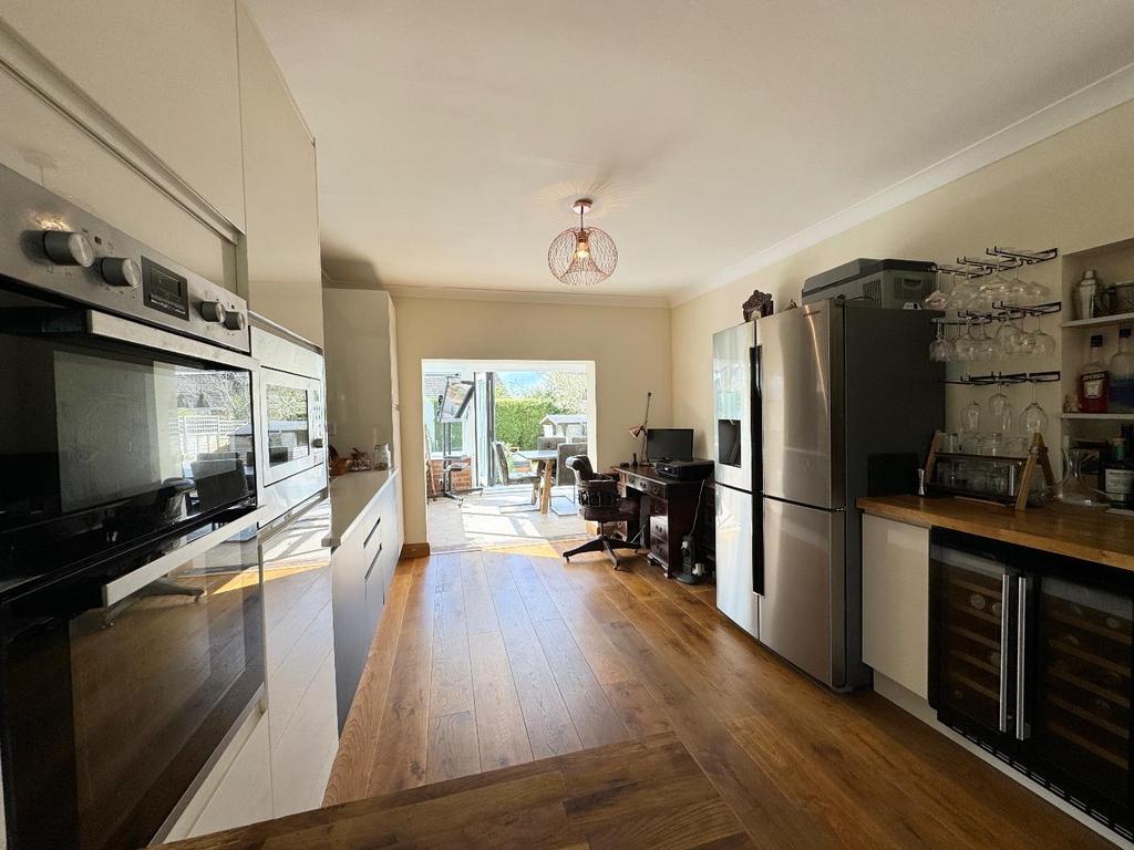 Open plan kitchen family room