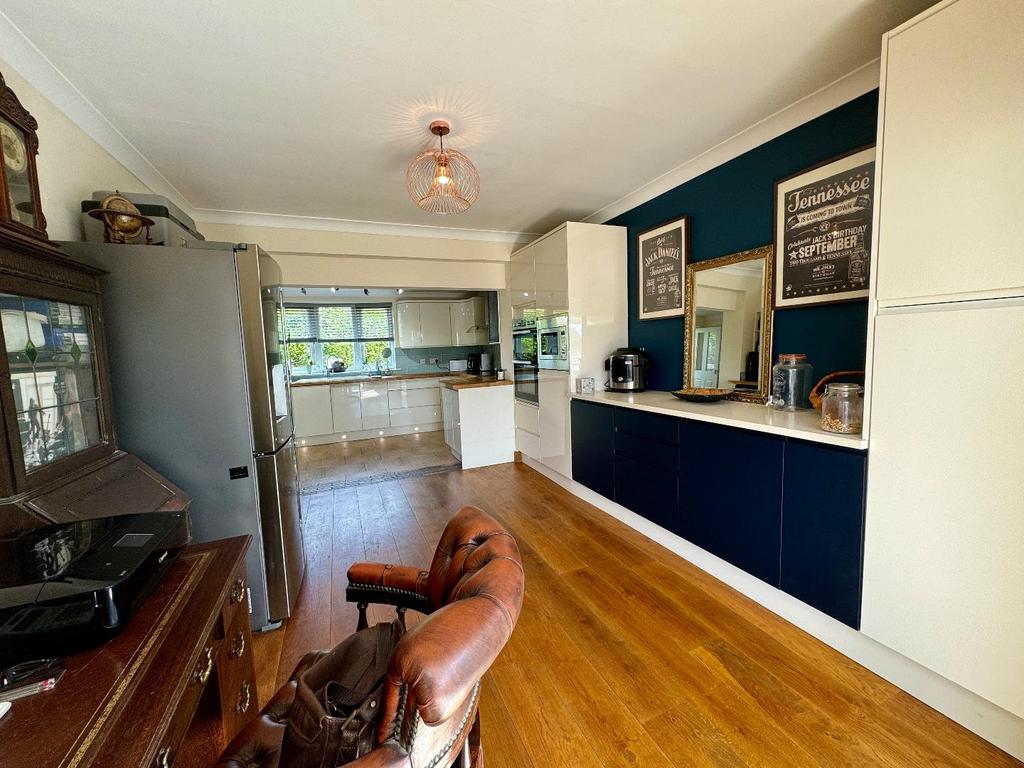 Open plan kitchen family room