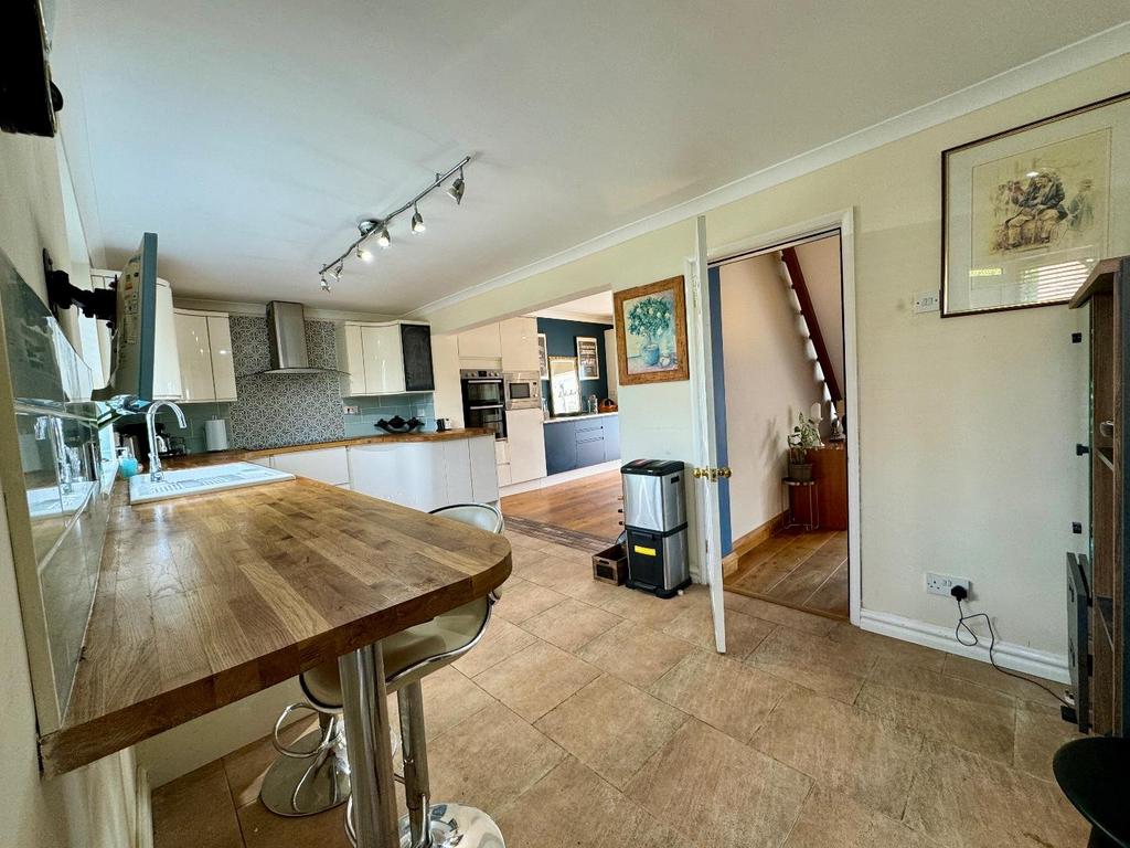 Open plan kitchen family room