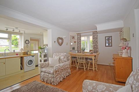 2 bedroom semi-detached house for sale, 8 Highfields, Bromsgrove, Worcestershire, B61 7DA