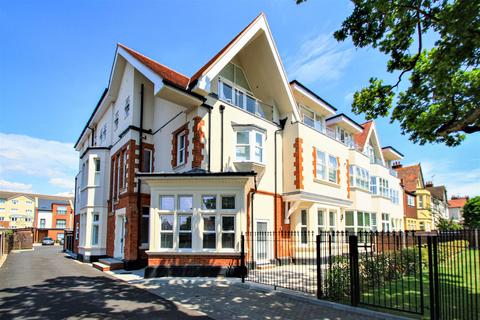 2 bedroom apartment for sale, Imperial Avenue, Chalkwell