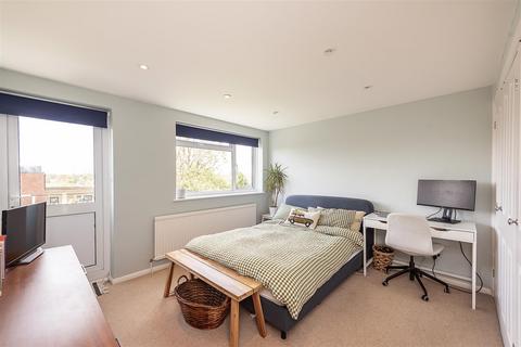 2 bedroom flat for sale, Beaumont Court, Milton Road, Harpenden
