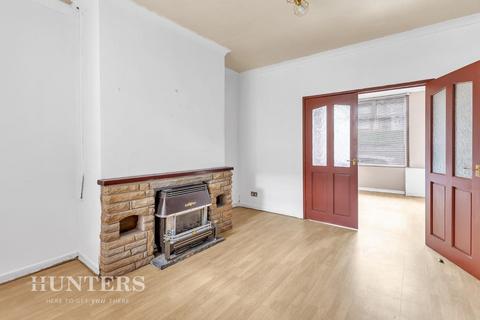 2 bedroom terraced house for sale, Featherstall Road, Littleborough, OL15 8JJ