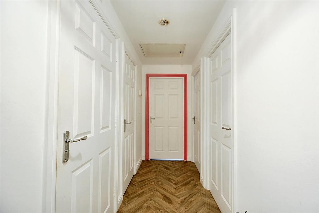 Hallway.jpeg