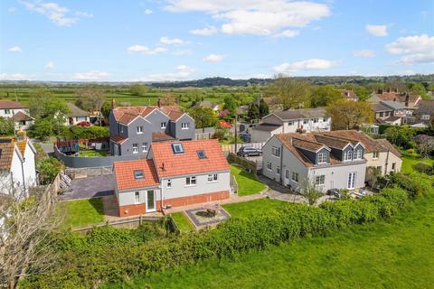 5 bedroom house for sale, Quiet backwater position in Easter Compton backing onto glorious farmland