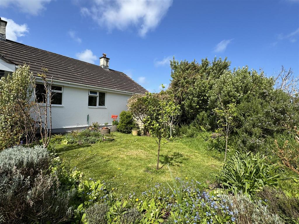 Temp Image SA4 Xt W.jpg