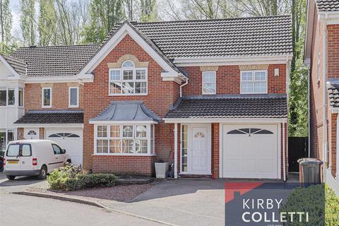 4 bedroom detached house to rent, Swift Close, Stanstead Abbotts