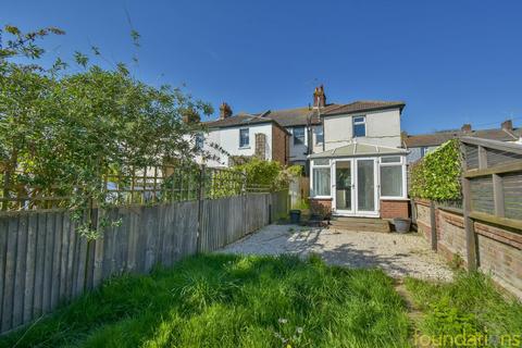 15 Beaconsfield Road, Bexhill-on-sea, TN40 2BW