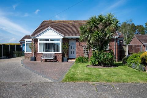 3 bedroom detached bungalow for sale, Potters Drive, Hopton, Great Yarmouth