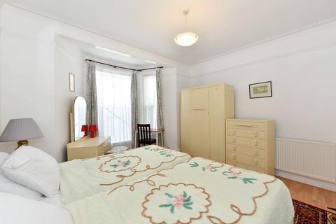 2 bedroom apartment to rent, Westgate Terrace, Chelsea, SW10