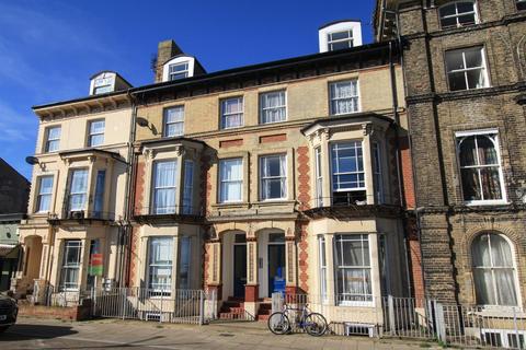 1 bedroom apartment to rent, Waterloo Road, Lowestoft