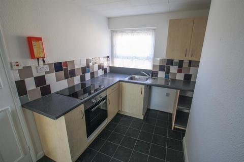 1 bedroom apartment to rent, Waterloo Road, Lowestoft