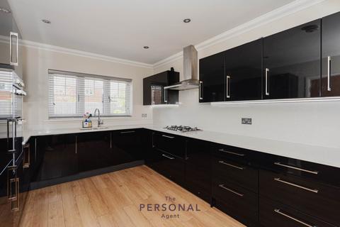 undefined, Oaktree Close, Epsom