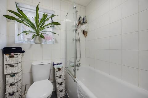 24 Cann Hall Road, London, E11 3HZ