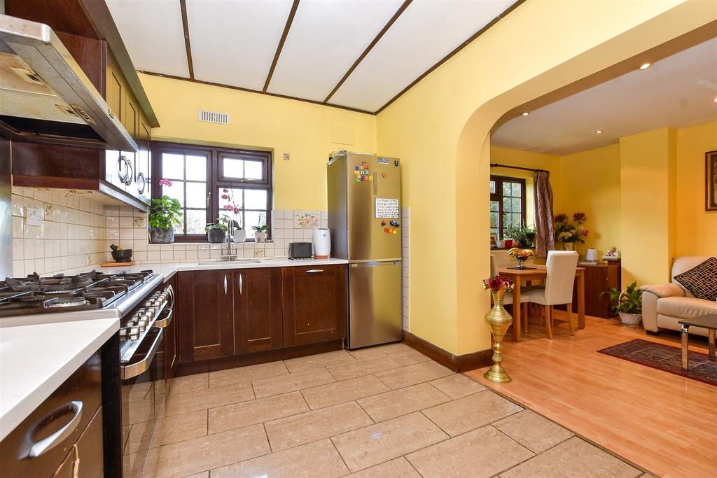 Hartley Down, Purley, Surrey 5 bed semidetached house for sale £775,000