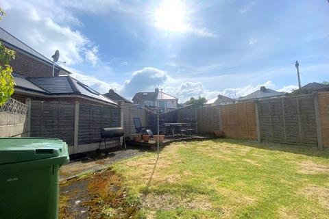 3 bedroom detached house for sale, Dale Road, Oakdale , Poole, BH15