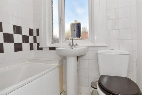 19 Bromley Road, Walthamstow, London, E17 4PR