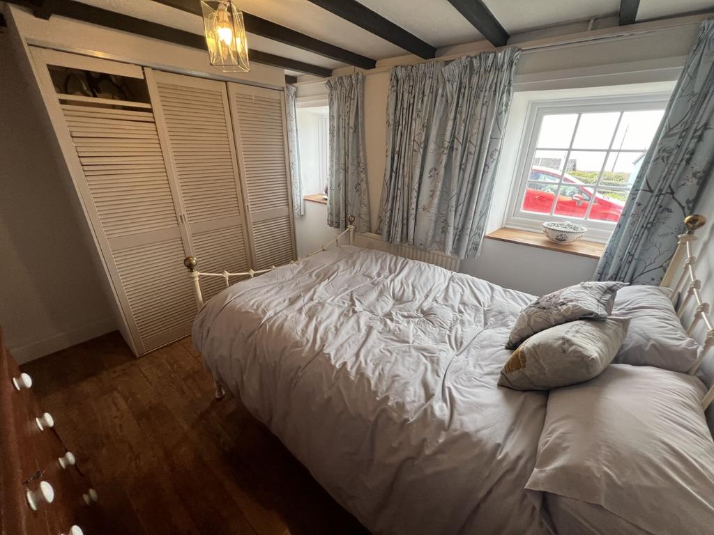 Double Bedroom 1