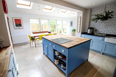 4 Bowles Road, Swindon, SN25 4ZN