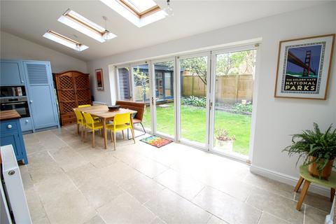 4 Bowles Road, Swindon, SN25 4ZN