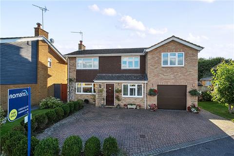 4 bedroom detached house for sale, Fairlea, Maidenhead, Berkshire