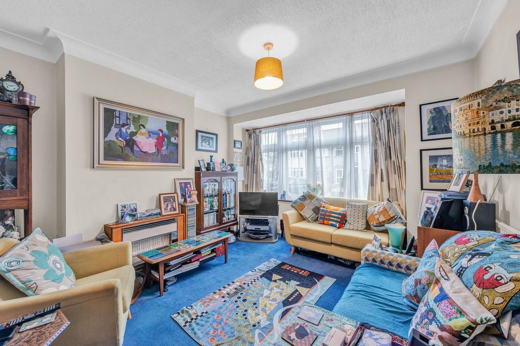 West Wickham BR4 4 bed terraced house for sale £585,000