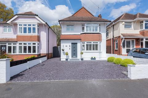 3 bedroom detached house for sale, Orchard Road, Farnborough, GU14
