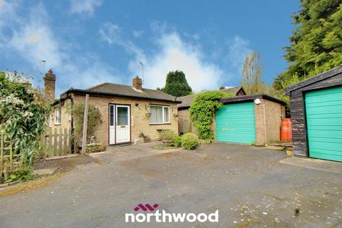 4 bedroom detached bungalow for sale, Lyndhurst Close, Doncaster DN8