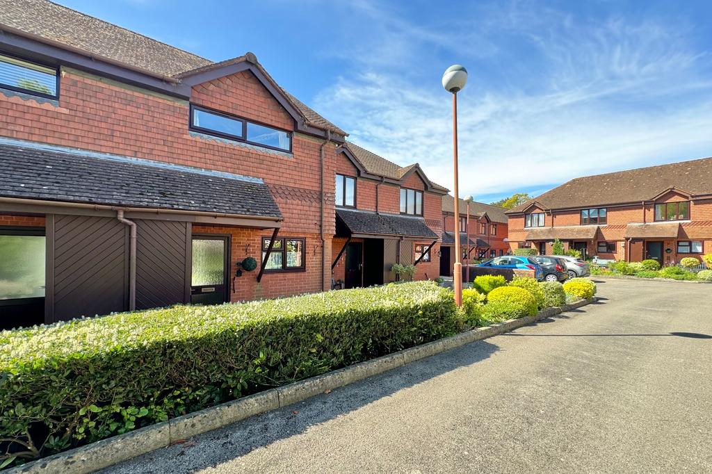 The Chestnuts, Locks Heath 2 bed retirement property for sale £170,000