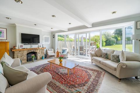 27 Stuart Crescent, Croydon, CR0 8QP