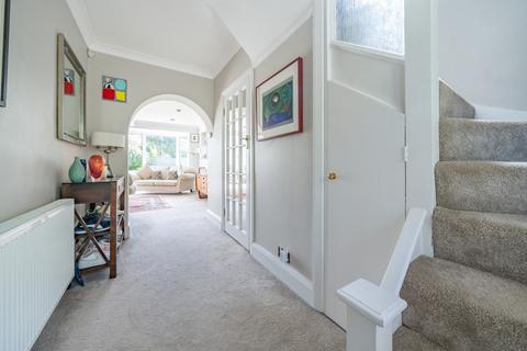 27 Stuart Crescent, Croydon, CR0 8QP