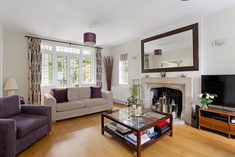 6 bedroom detached house for sale, Chorleywood Road, Rickmansworth, Hertfordshire, WD3