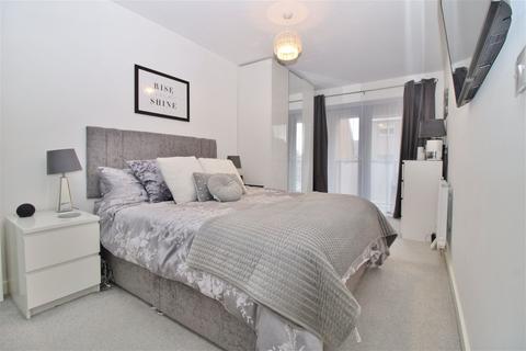 2 bedroom apartment for sale, Discovery Drive, Swanley, BR8