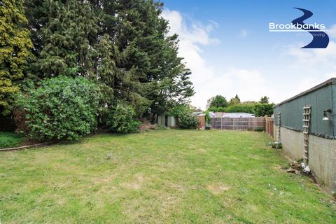 3 bedroom semi-detached bungalow for sale, Phelps Close, West Kingsdown, Sevenoaks, TN15 6DN