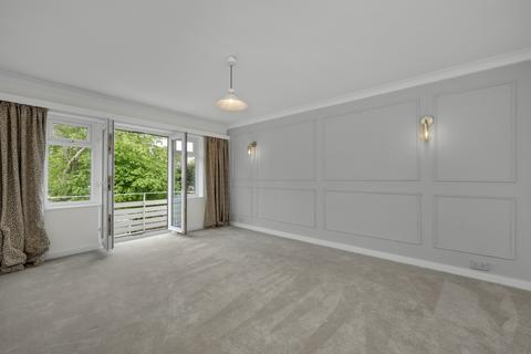 2 bedroom apartment to rent, Lindfield Gardens, Guildford, Surrey, GU1